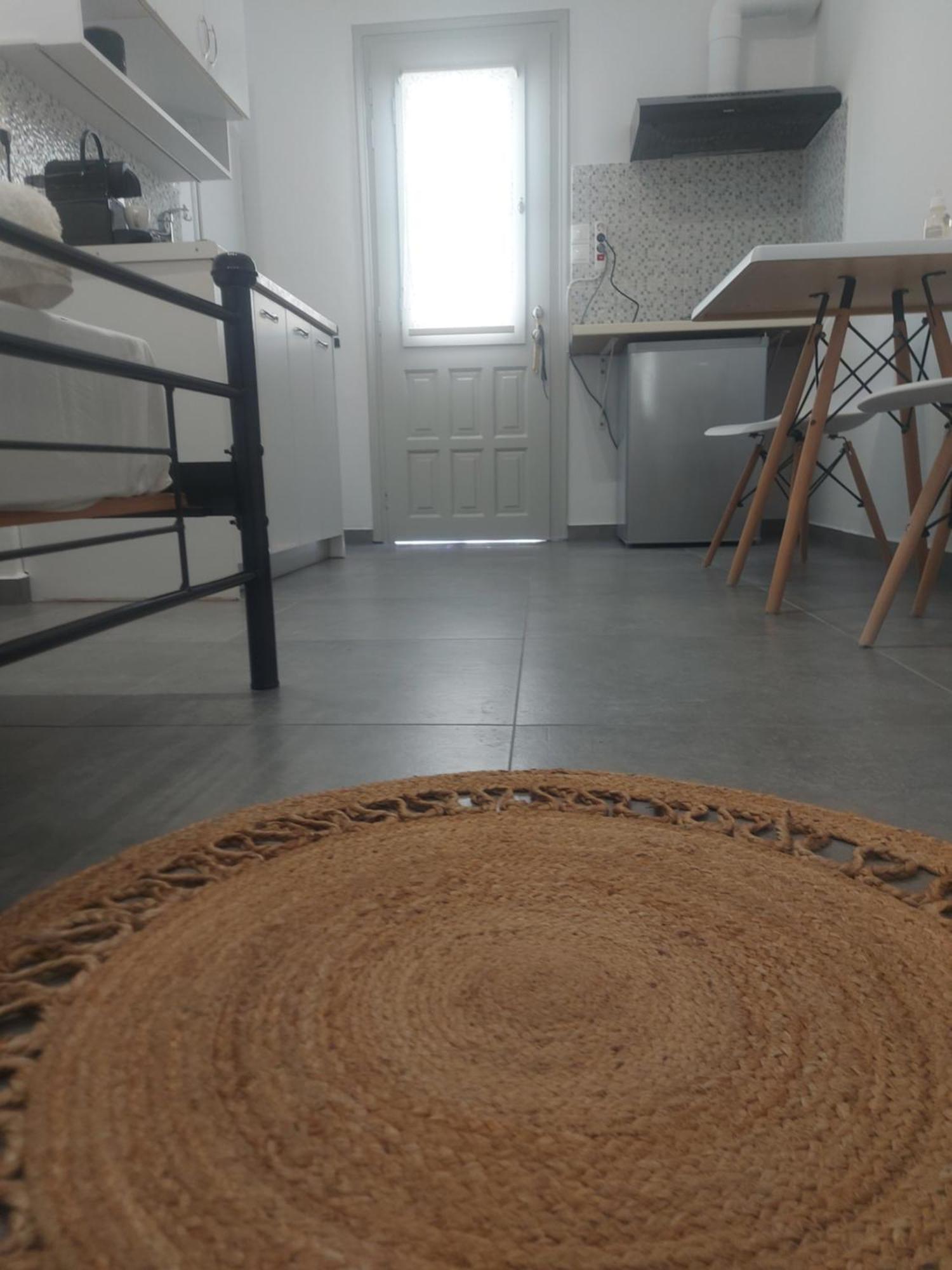 Anemela Studio Basic Naxos City Extérieur photo