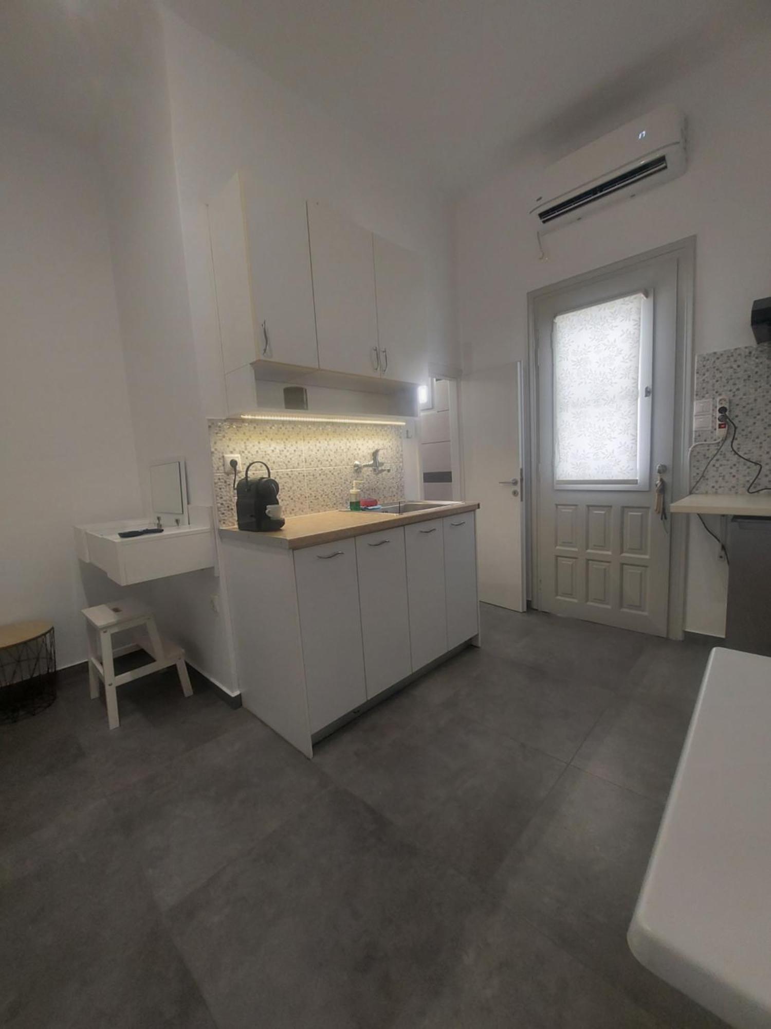 Anemela Studio Basic Naxos City Extérieur photo